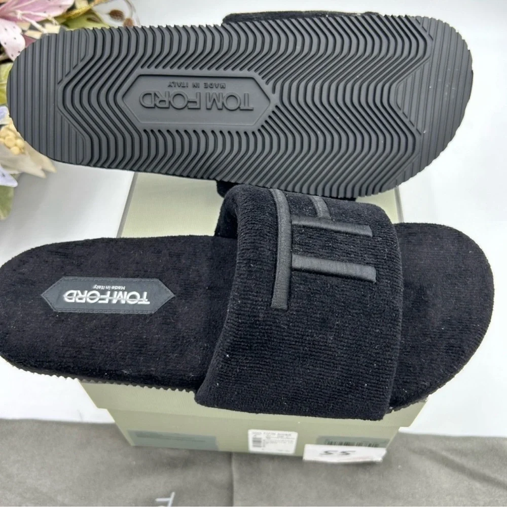 Men’s Tom Ford toweling velvet slipper size 8, made in Italy